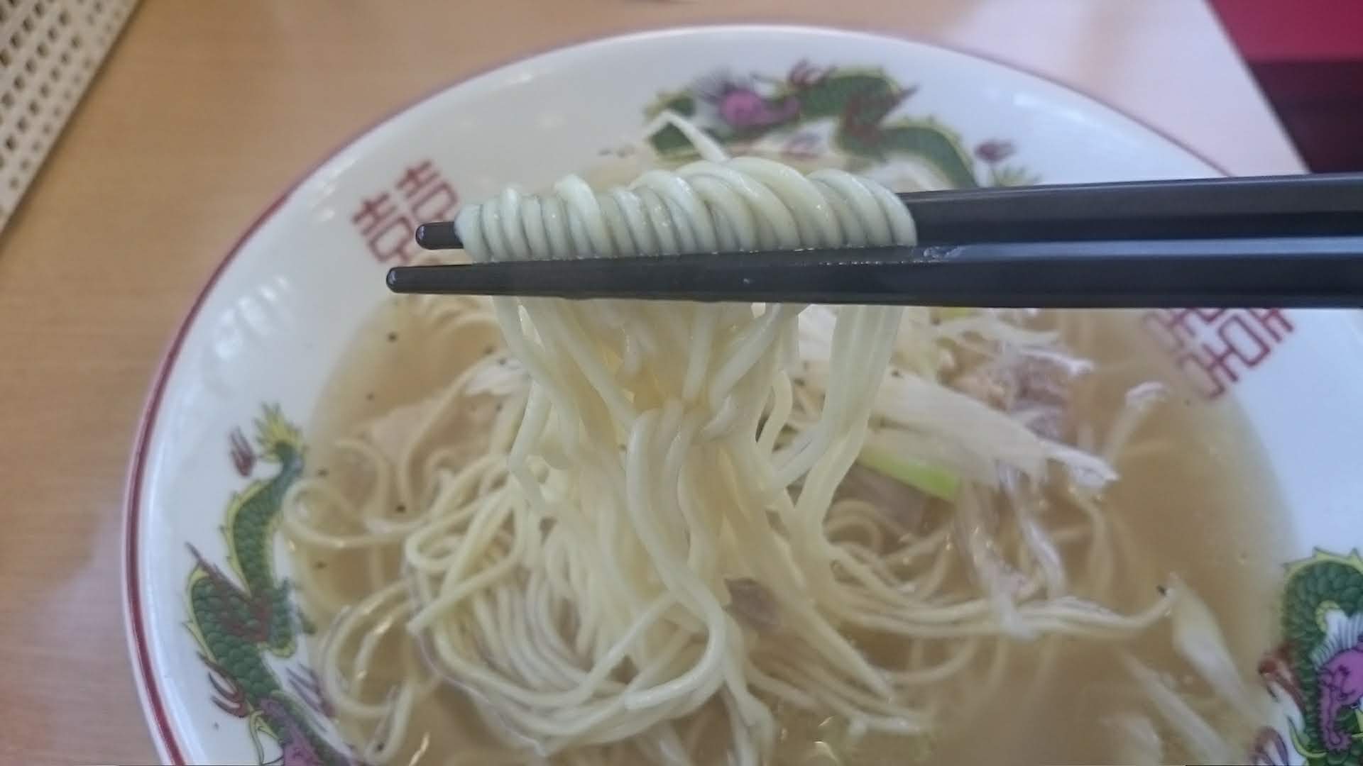博多金龍-ネギ豚上湯麺の麺